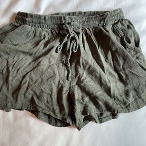 Universal Thread Olive Green Lounge Shorts With Pockets